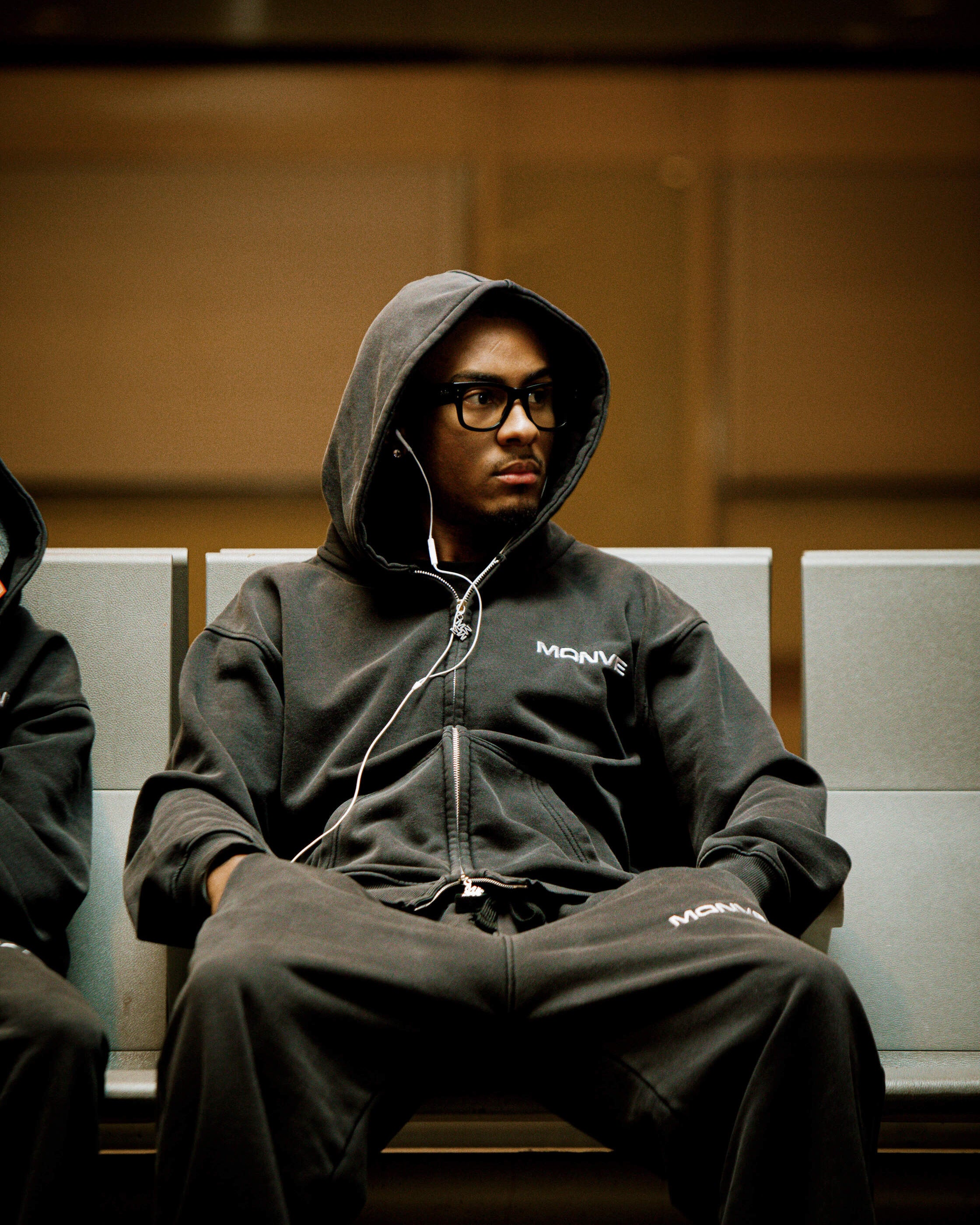 Essential Tracksuit Zipper